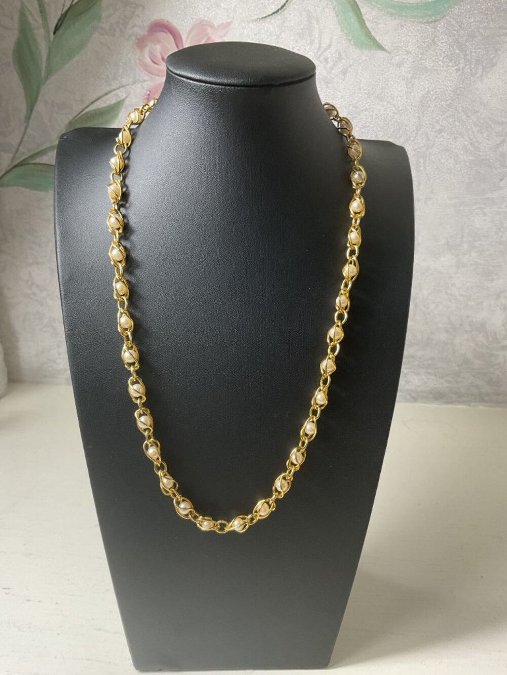Vintage 80s Gold Swirl Caged Pearl Necklace Chunky Puff Link Retro Coquette